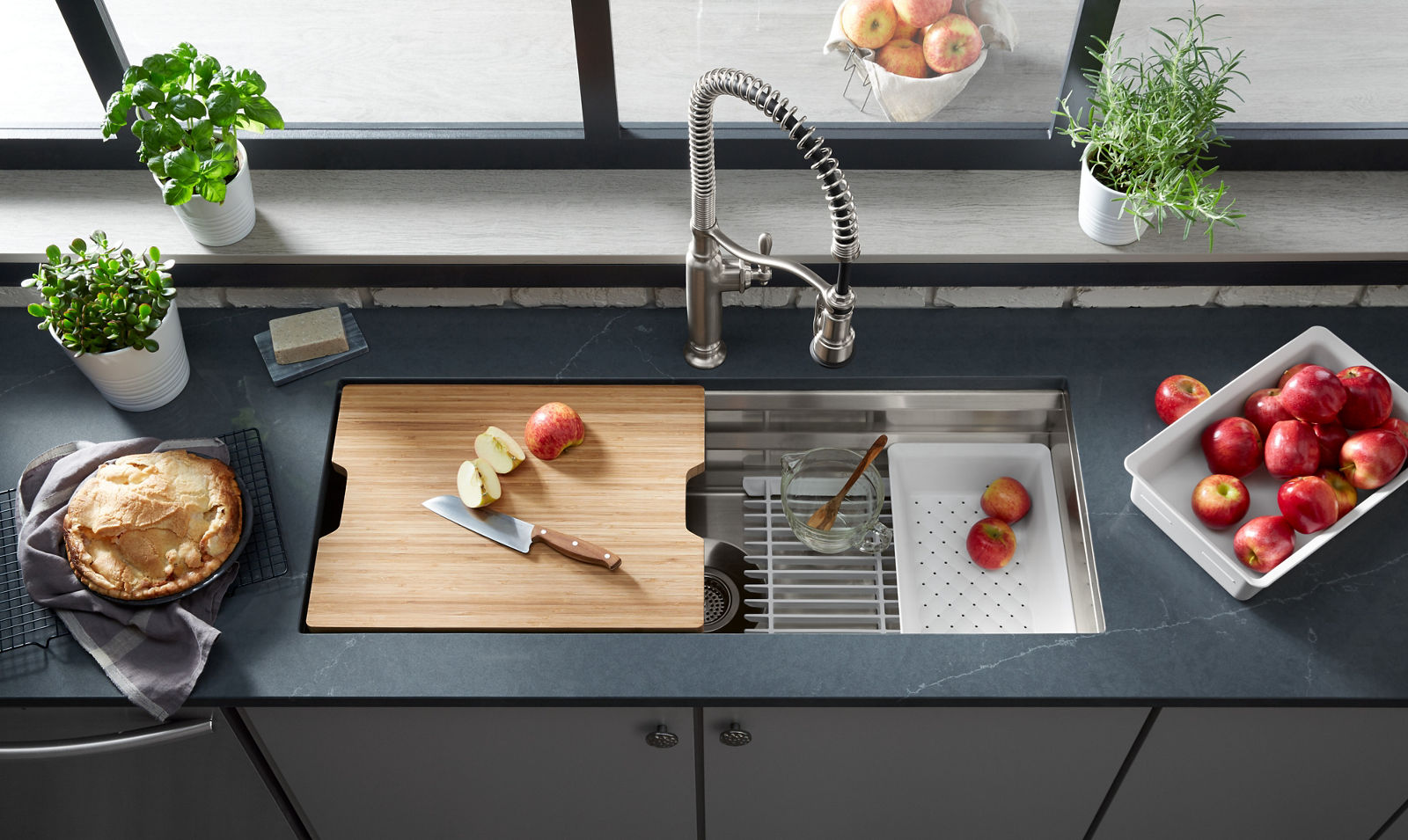 Kitchen Sinks | Undermount, Single & Double Bowl | KOHLER